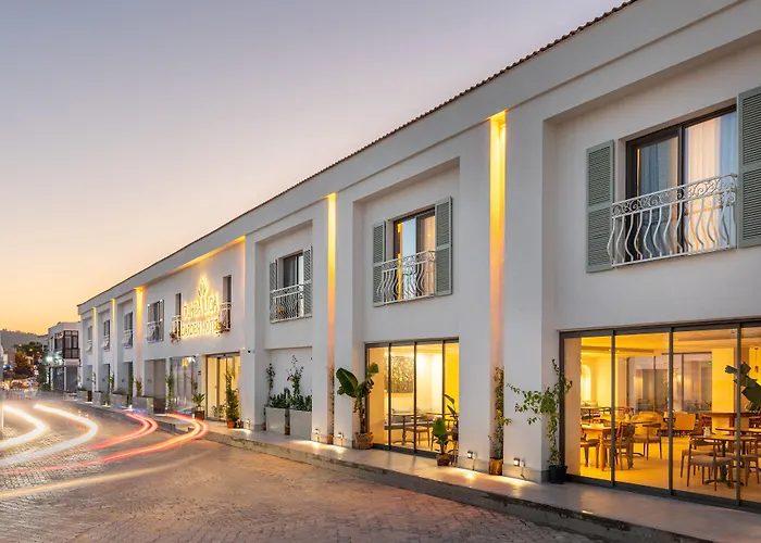 Hotel Cumbalica Garden