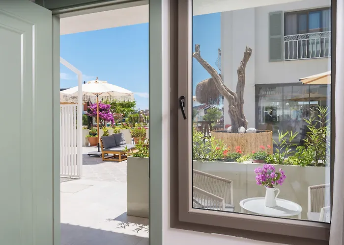 Cumbalica Garden Hotel