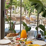 Cumbalica Garden Çeşme
