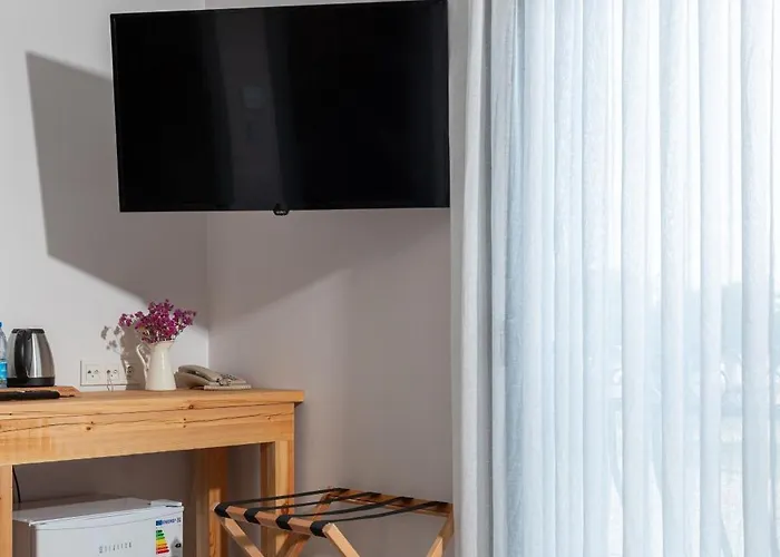 Cumbalica Garden Hotel *