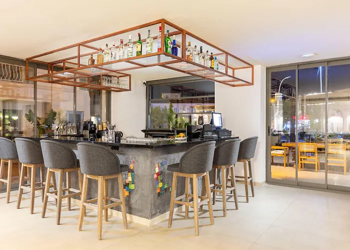 Cumbalica Garden Hotel