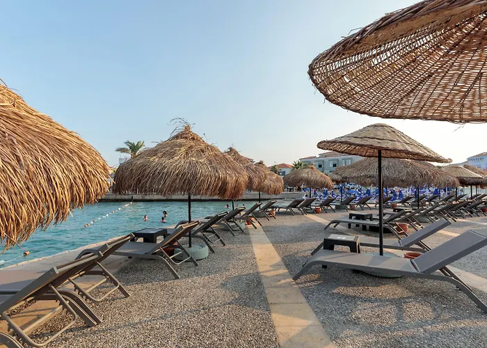 Cumbalica Garden Hotel